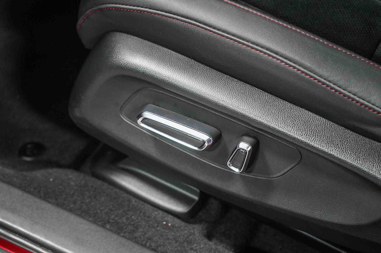 Thumbnail: 2025 Acura ADX - 24