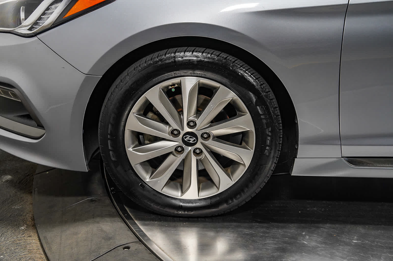 Thumbnail: 2017 Hyundai Sonata - 10