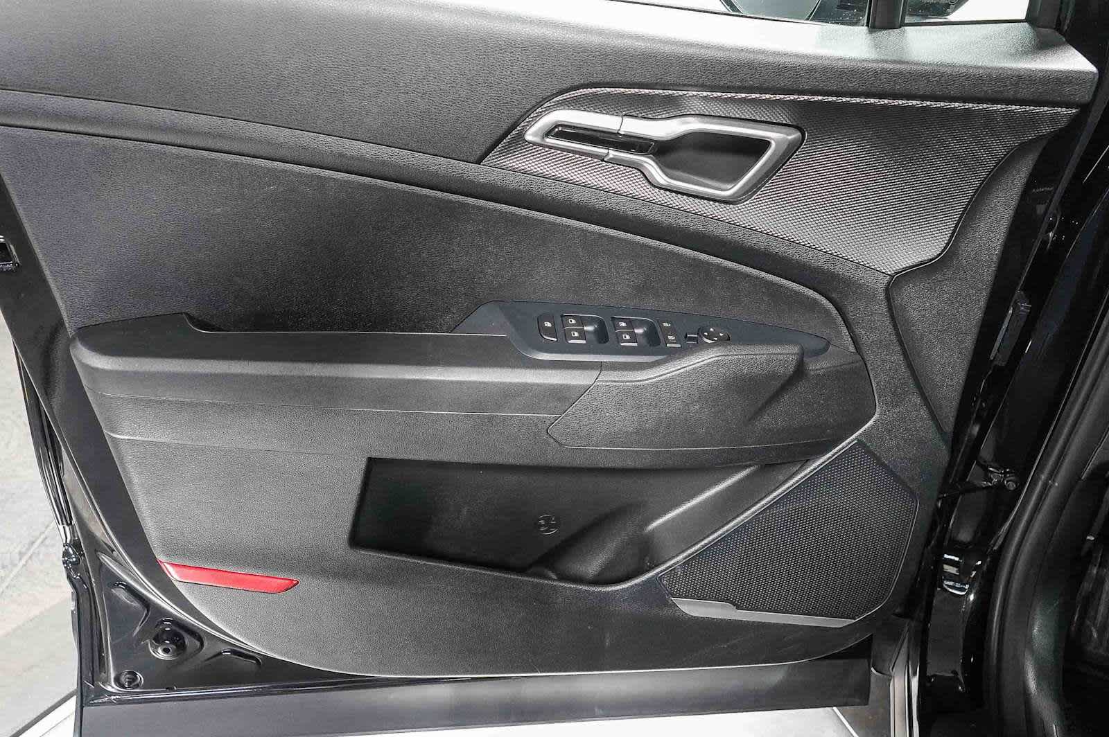 Thumbnail: 2023 Kia Sportage - 24