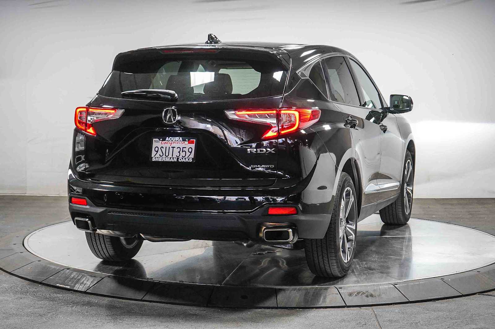 Thumbnail: 2024 Acura RDX - 4