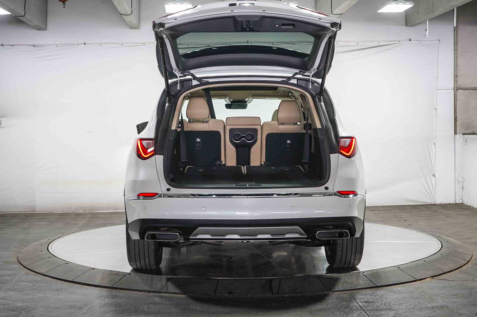 Thumbnail: 2025 Acura MDX - 27