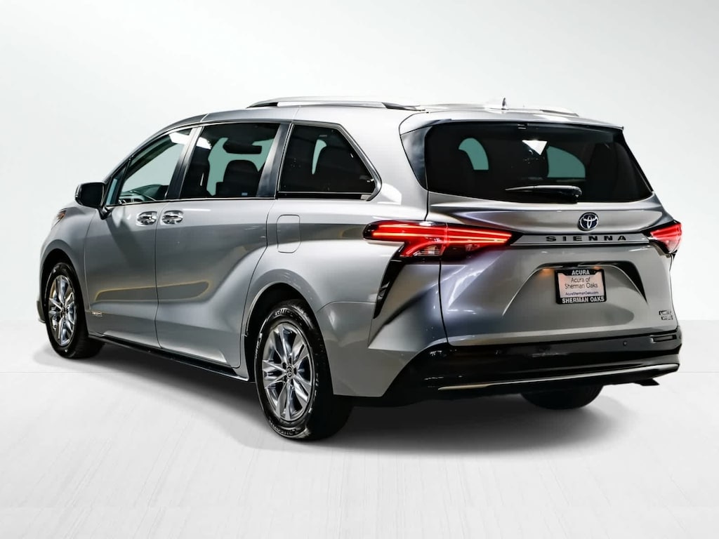 Used 2021 Toyota Sienna Limited 7 Passenger Van