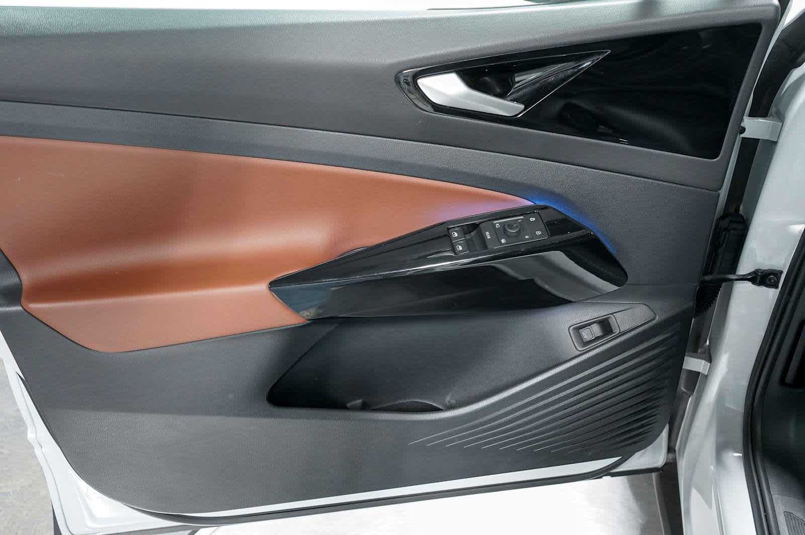 Thumbnail: 2021 Volkswagen ID.4 - 25