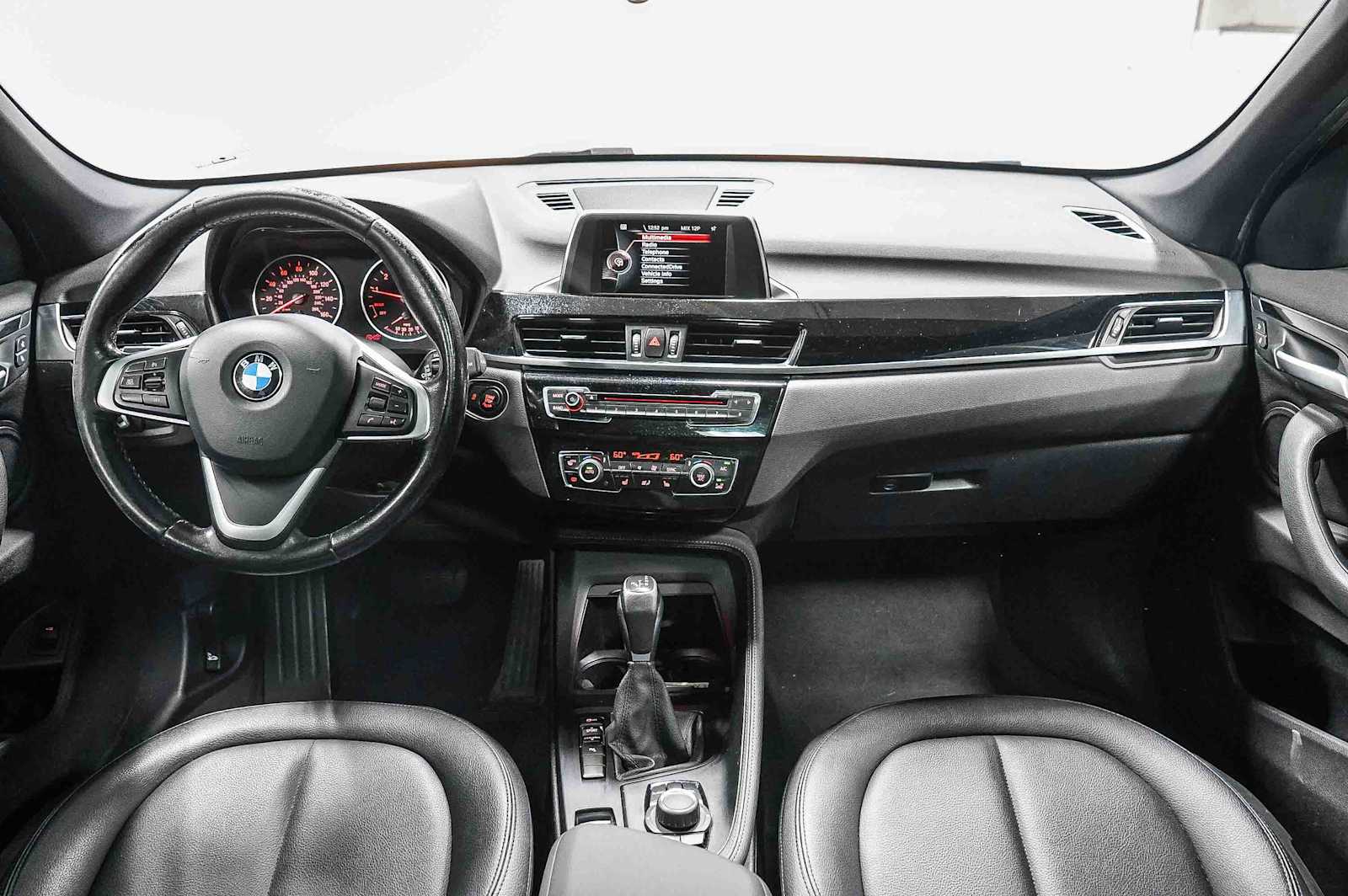 Thumbnail: 2017 BMW X1 - 12