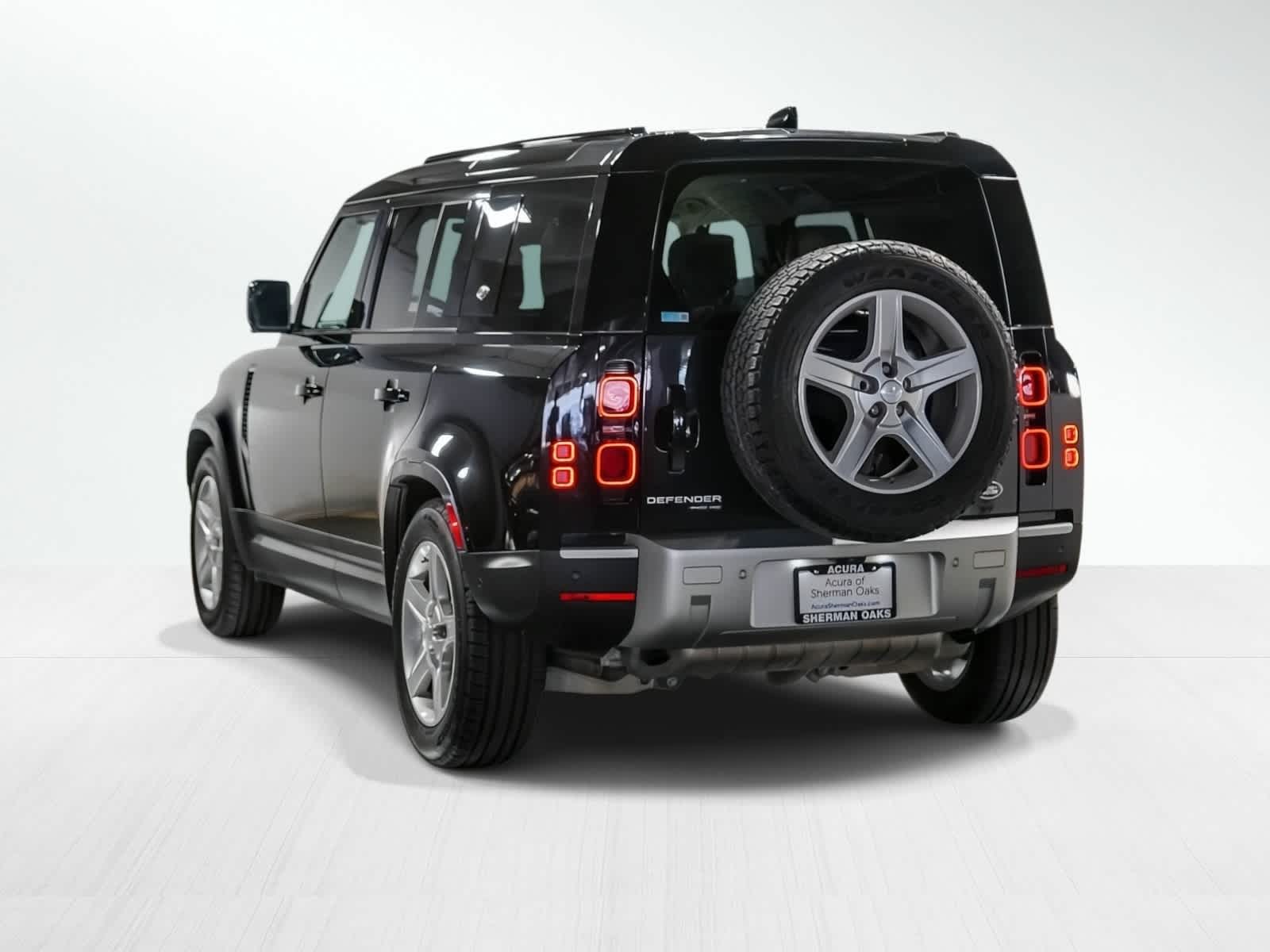 Thumbnail: 2020 Land Rover Defender - 2