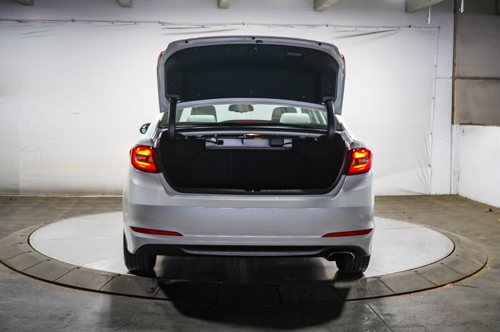 Thumbnail: 2017 Hyundai Sonata - 25