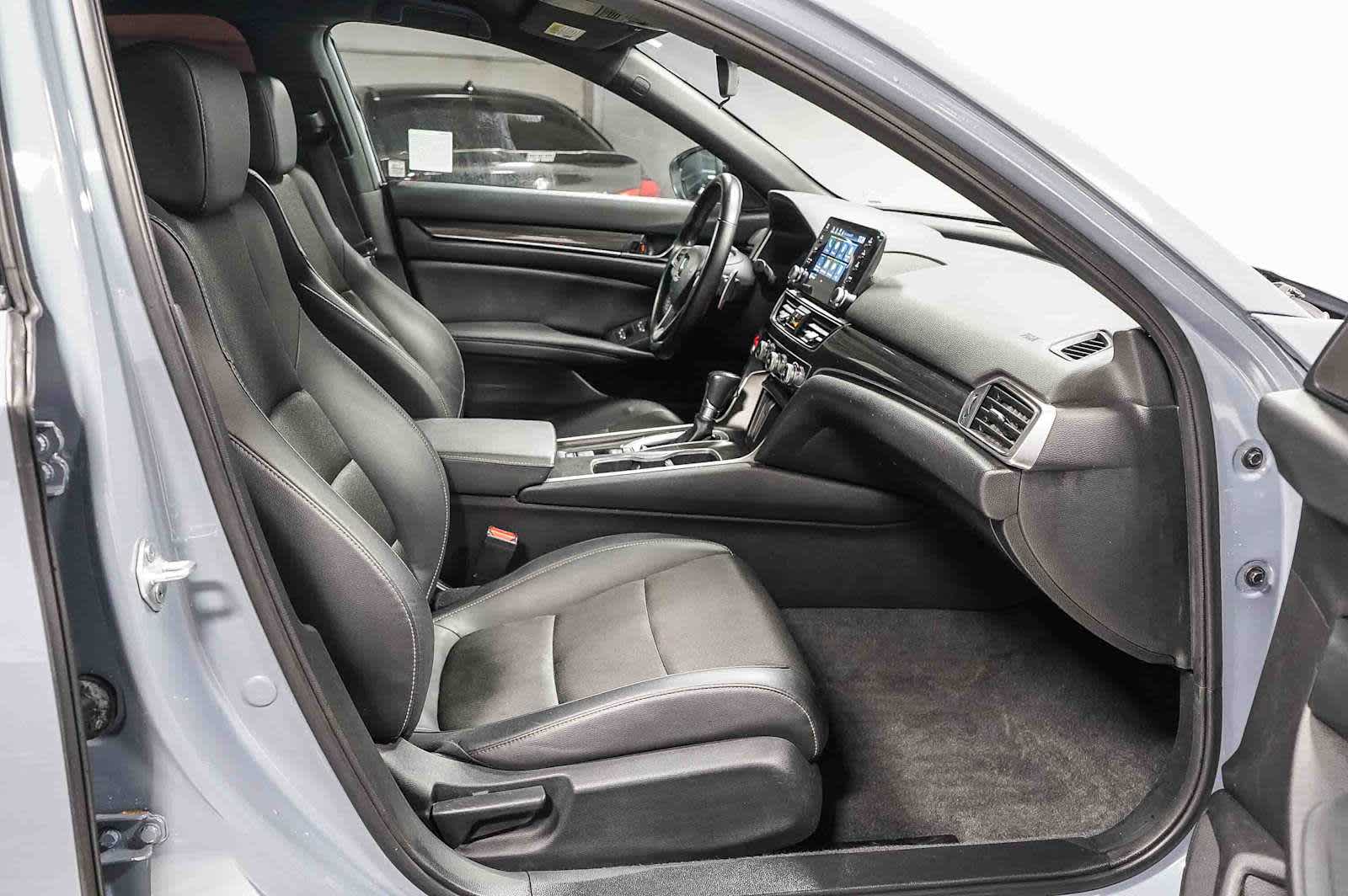 Thumbnail: 2022 Honda Accord - 18