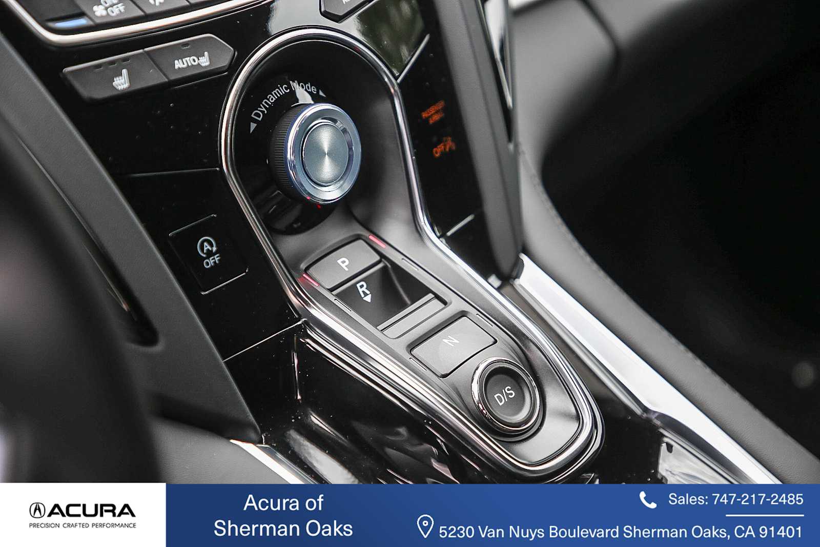 Thumbnail: 2024 Acura RDX - 18