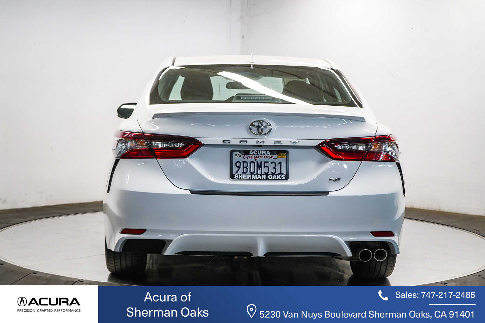 2022 Toyota Camry SE 3