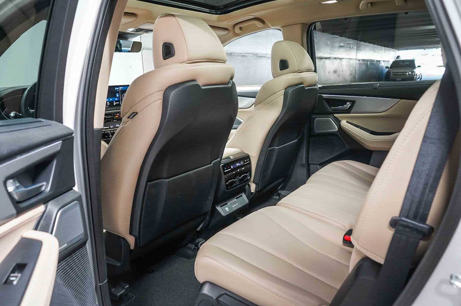 Thumbnail: 2025 Acura MDX - 19