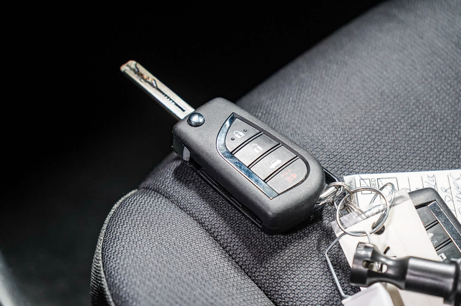 Thumbnail: 2023 Toyota Corolla - 33