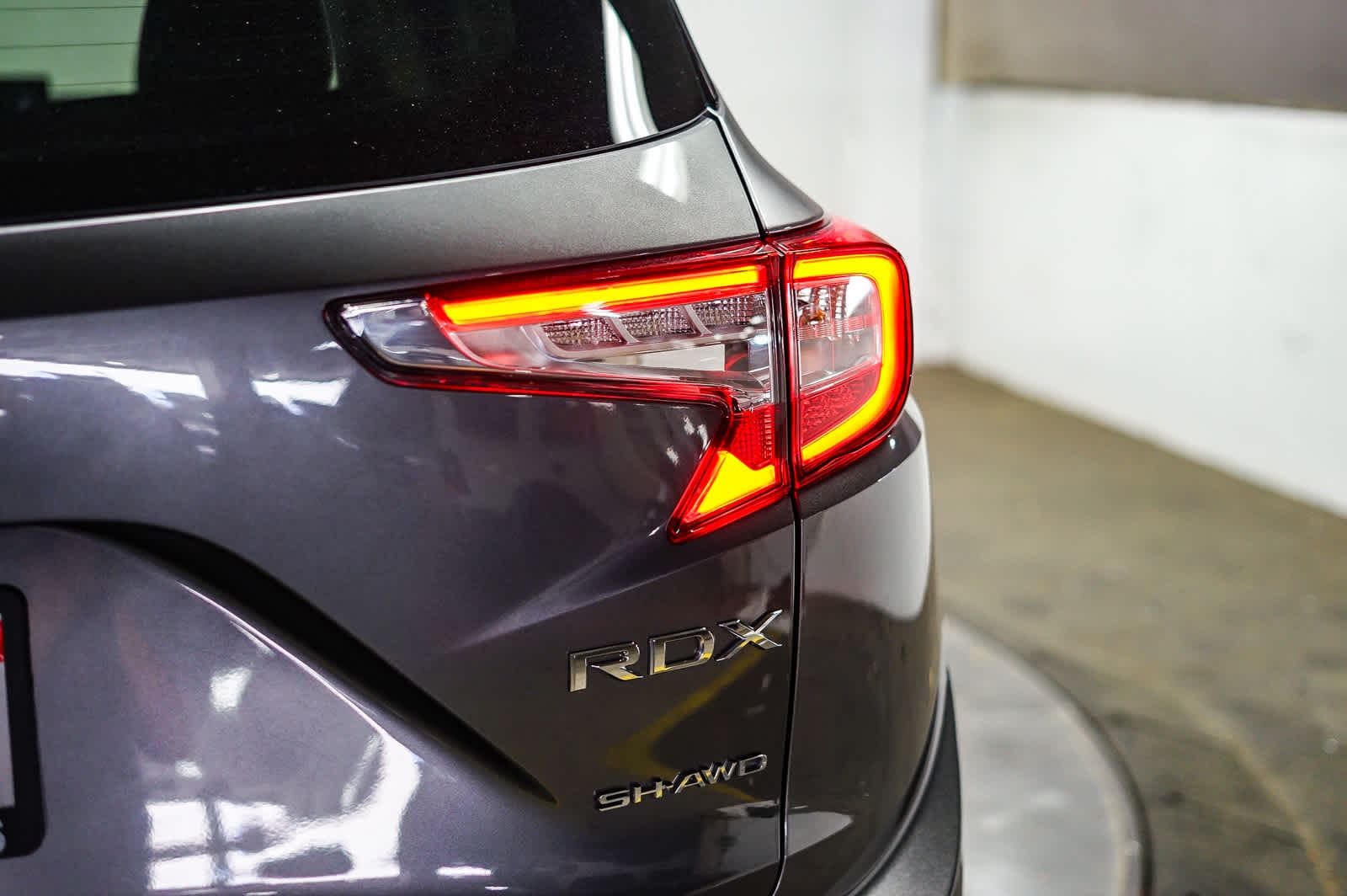 Thumbnail: 2023 Acura RDX - 10