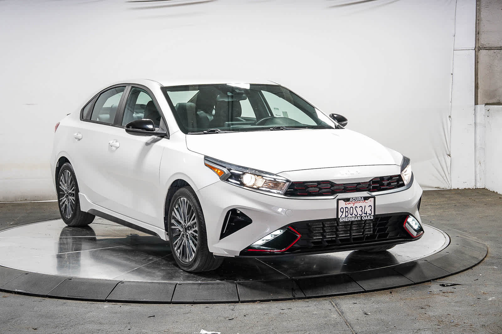 2022 Kia Forte GT-Line photo 4