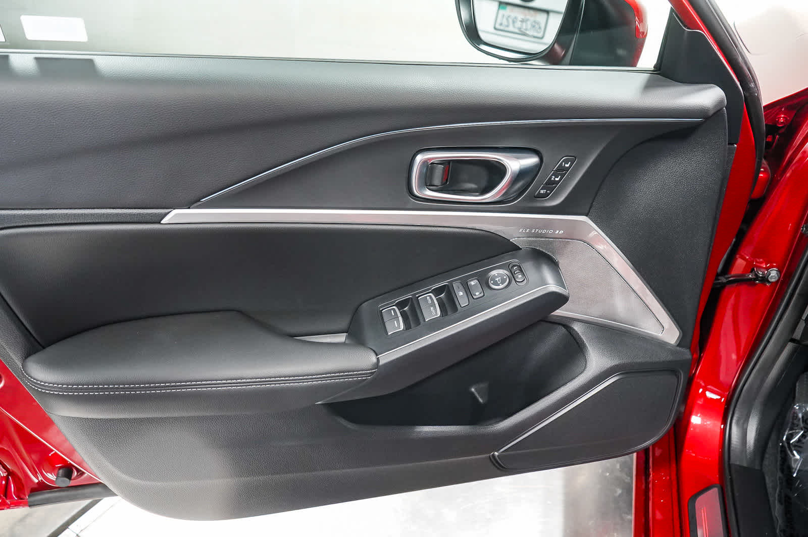 Thumbnail: 2025 Acura Integra - 25