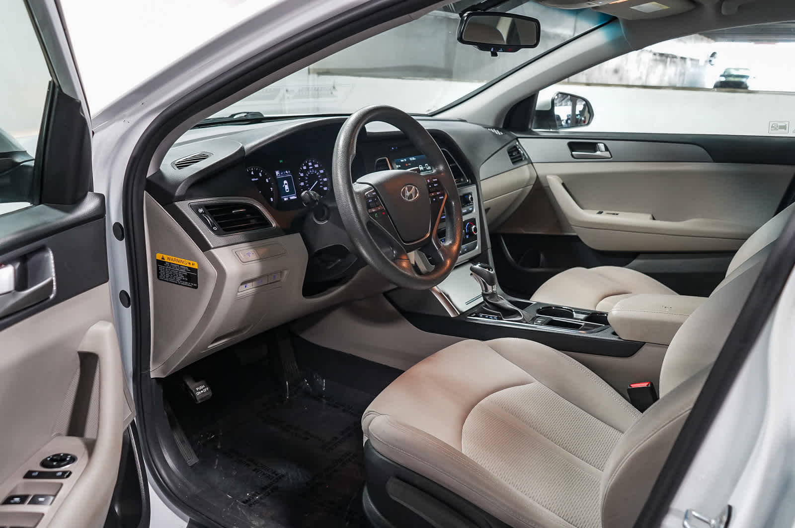 Thumbnail: 2017 Hyundai Sonata - 15