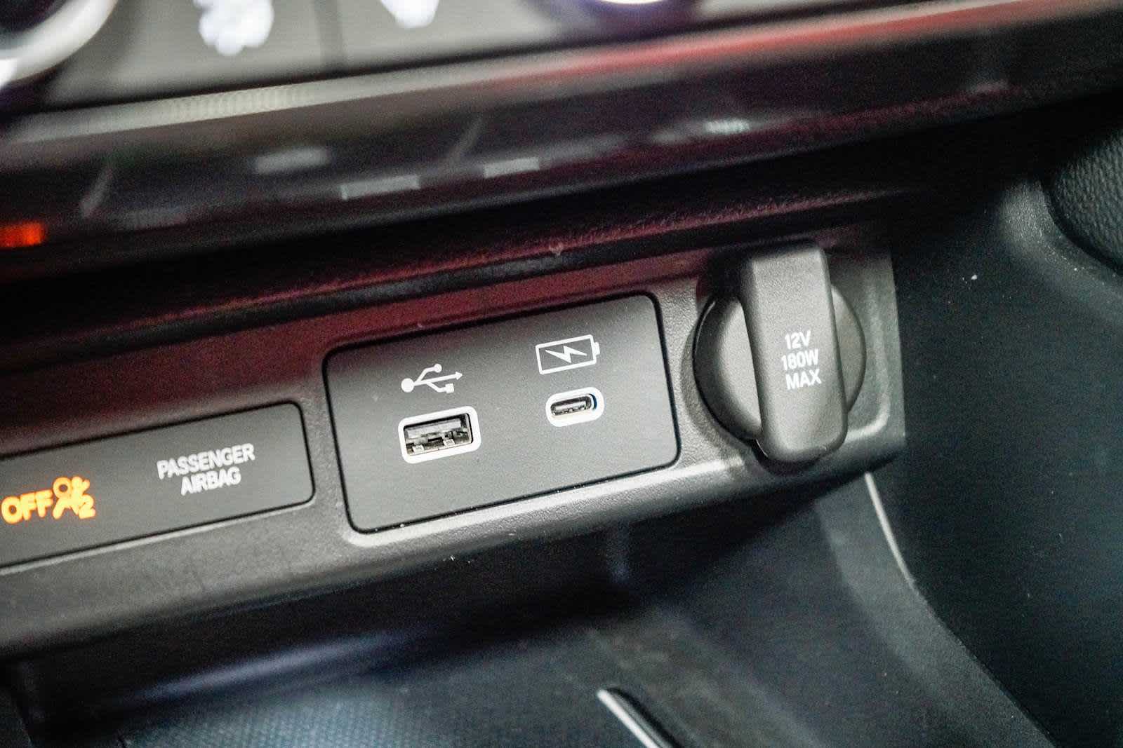 Thumbnail: 2024 Acura Integra - 26