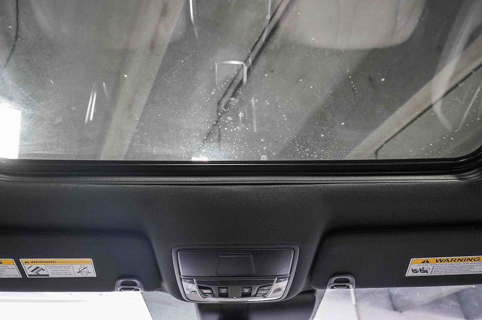 Thumbnail: 2025 Acura RDX - 16