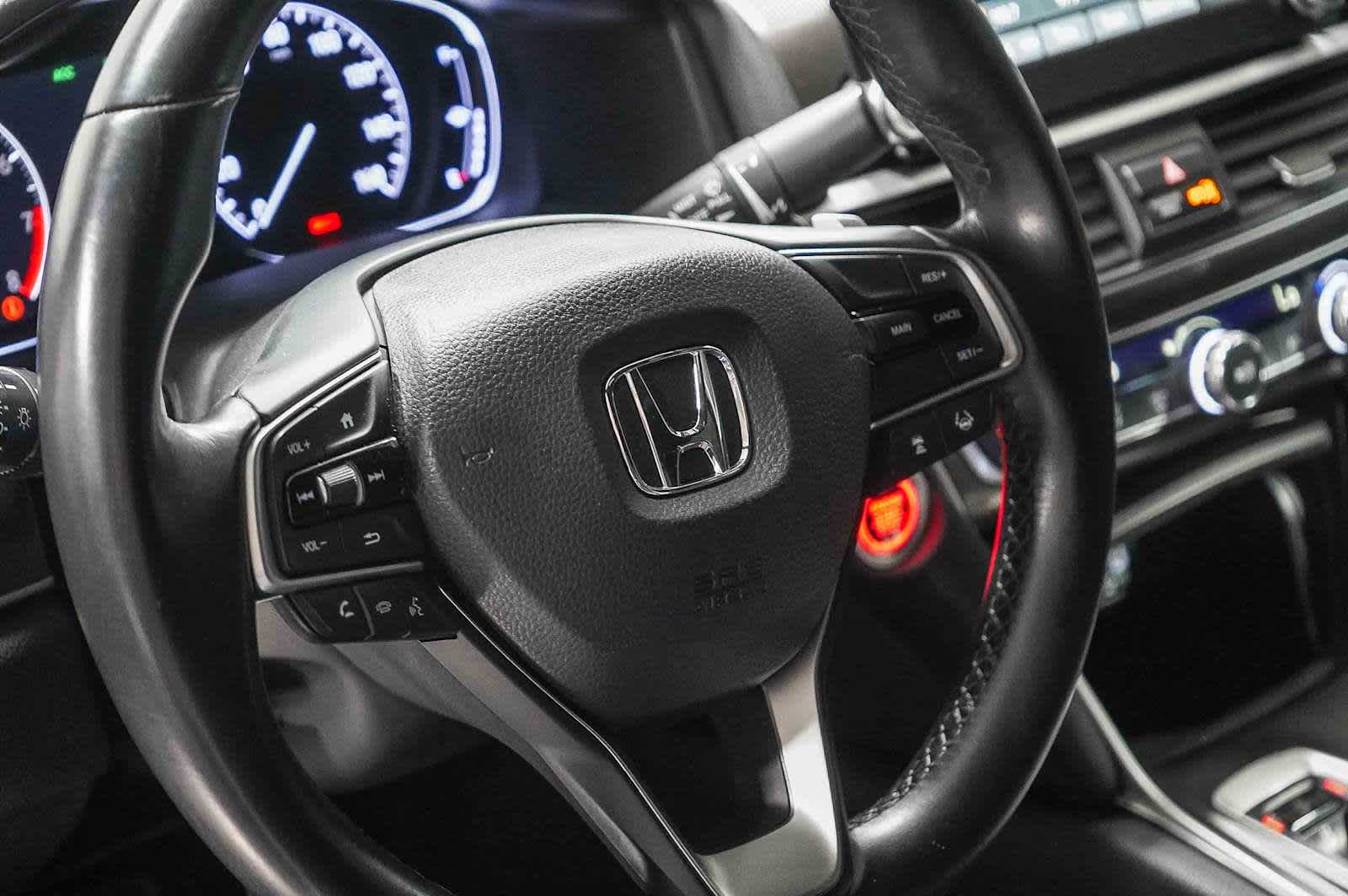 Thumbnail: 2018 Honda Accord - 24