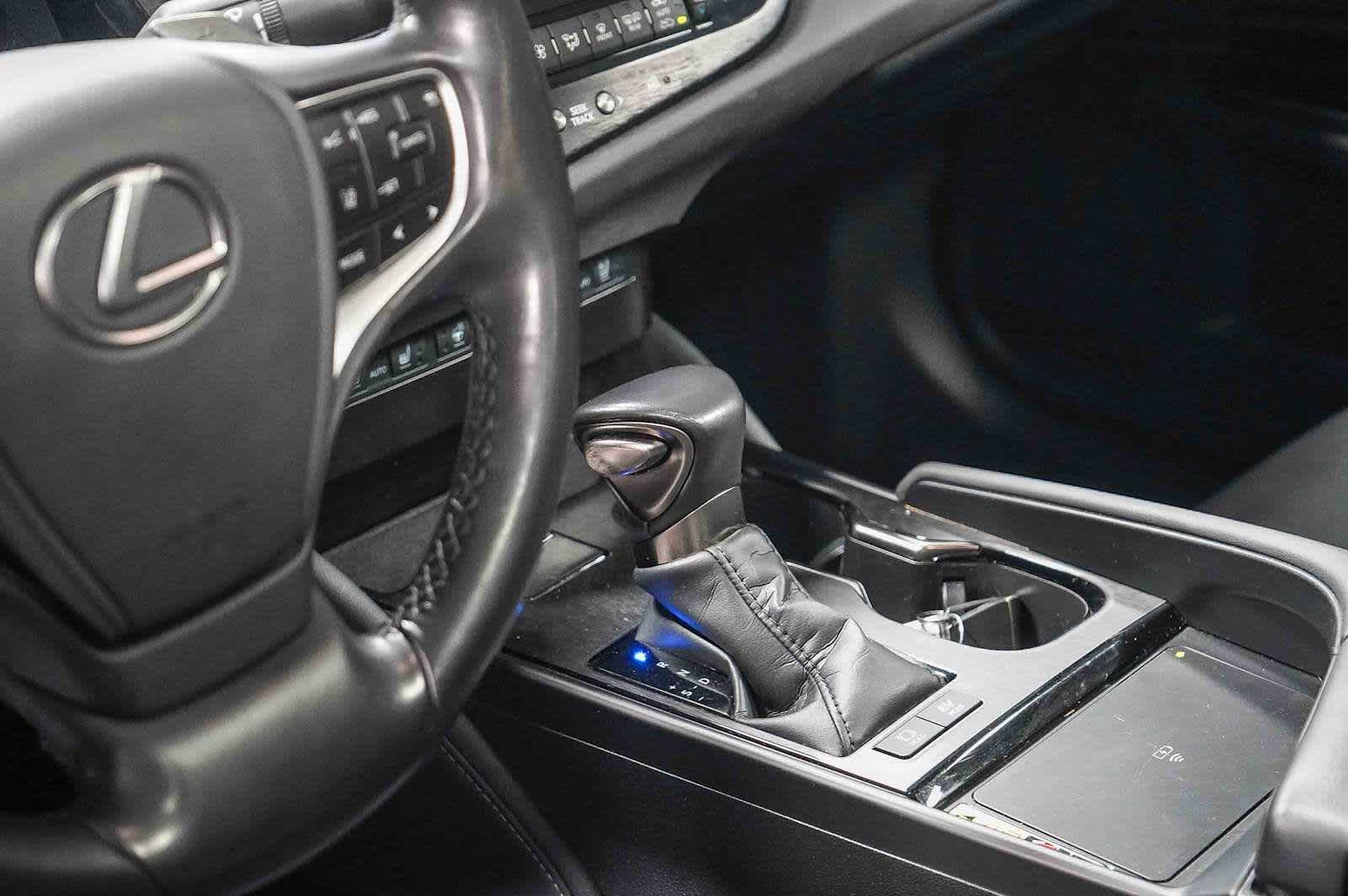 Thumbnail: 2024 Lexus ES - 26