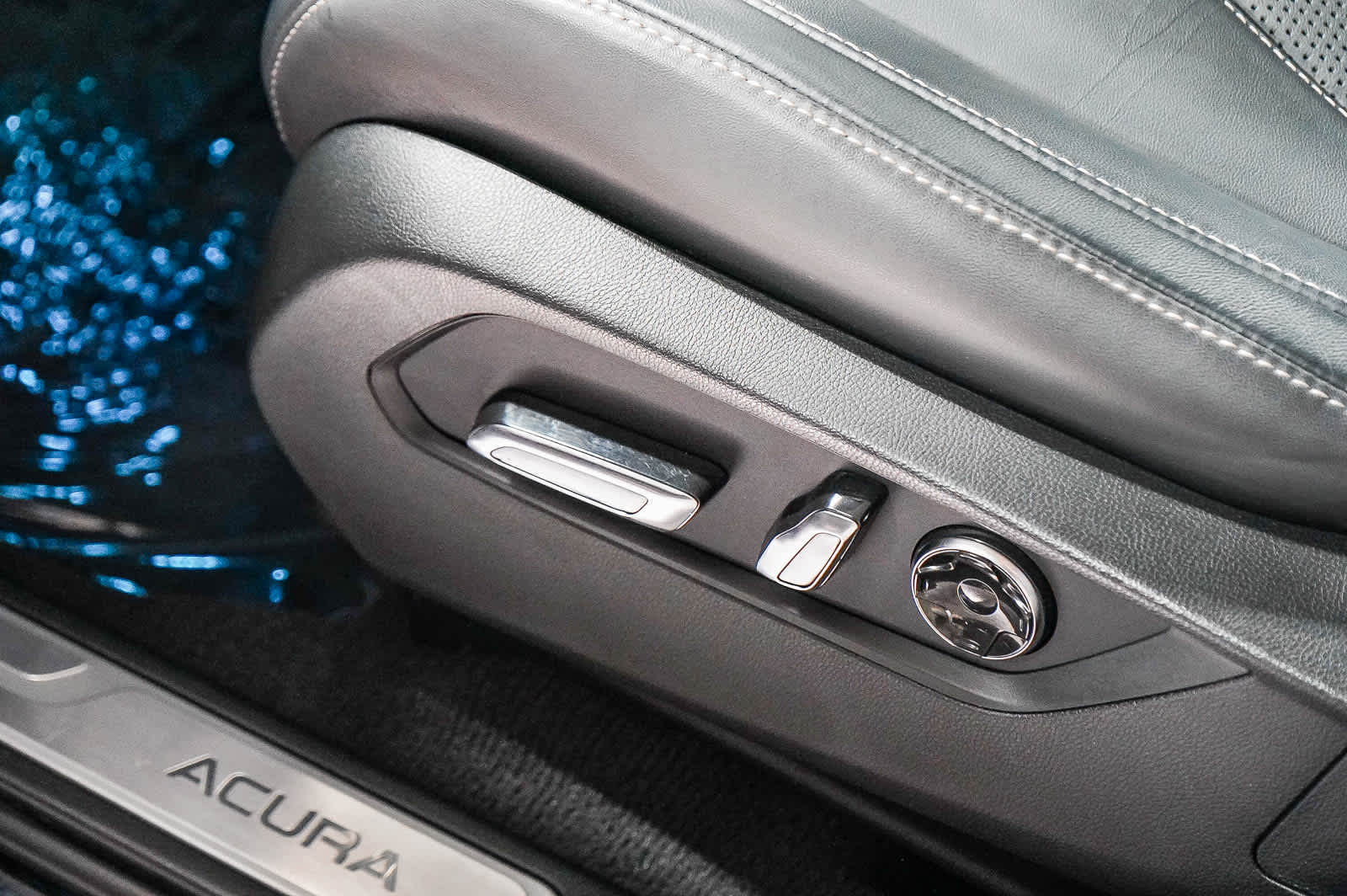 Thumbnail: 2023 Acura RDX - 26