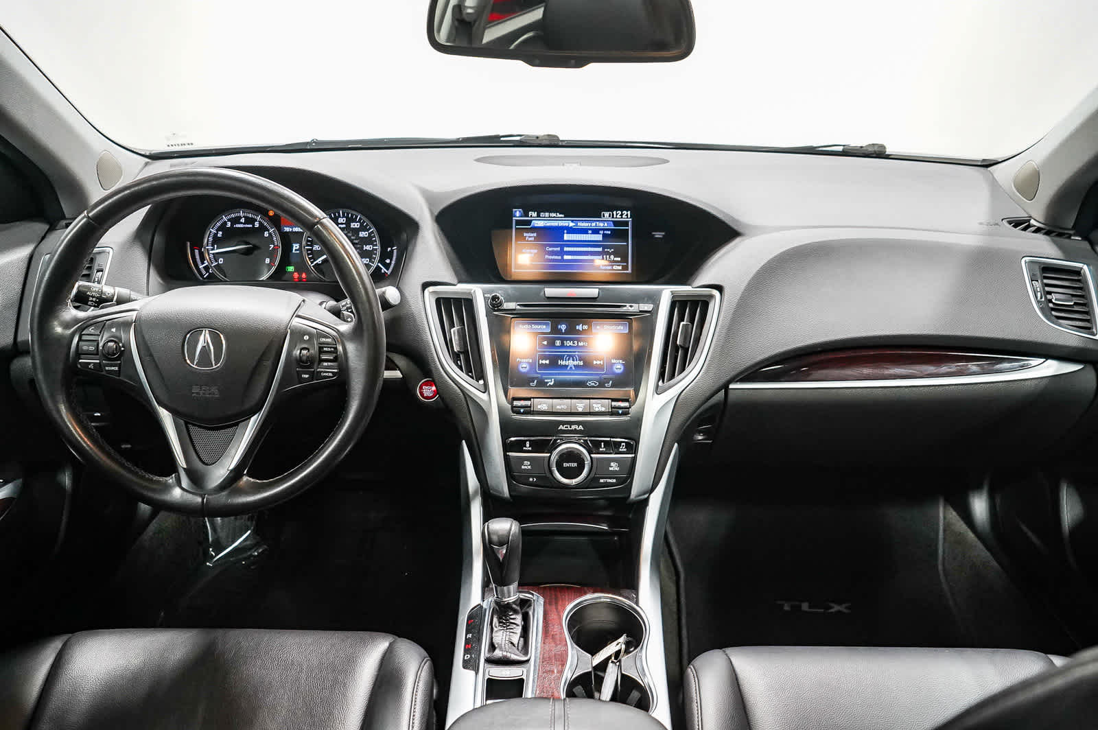 Thumbnail: 2015 Acura TLX - 15