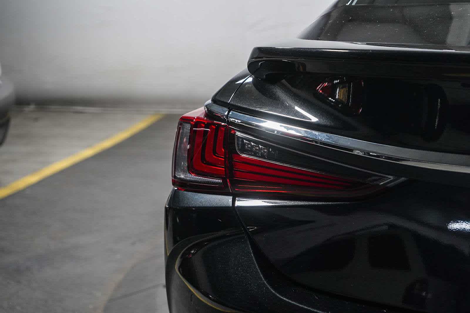 Thumbnail: 2024 Lexus ES - 12