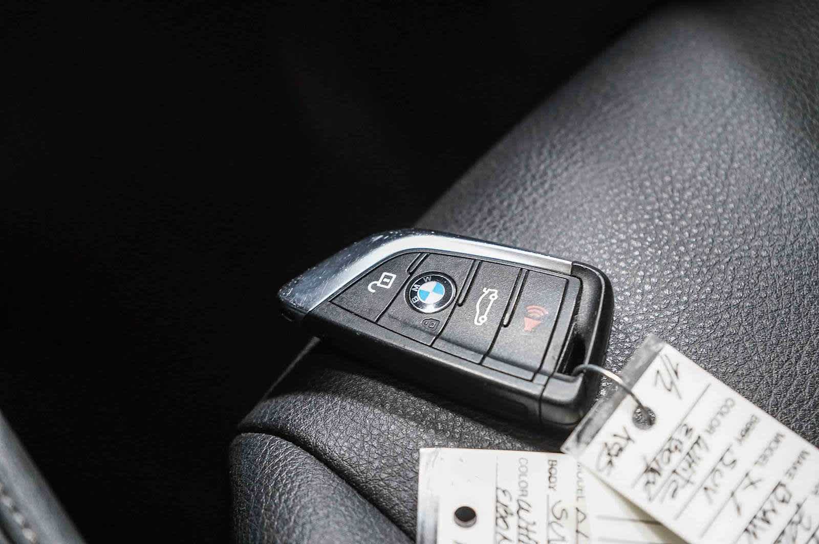 Thumbnail: 2020 BMW X1 - 32