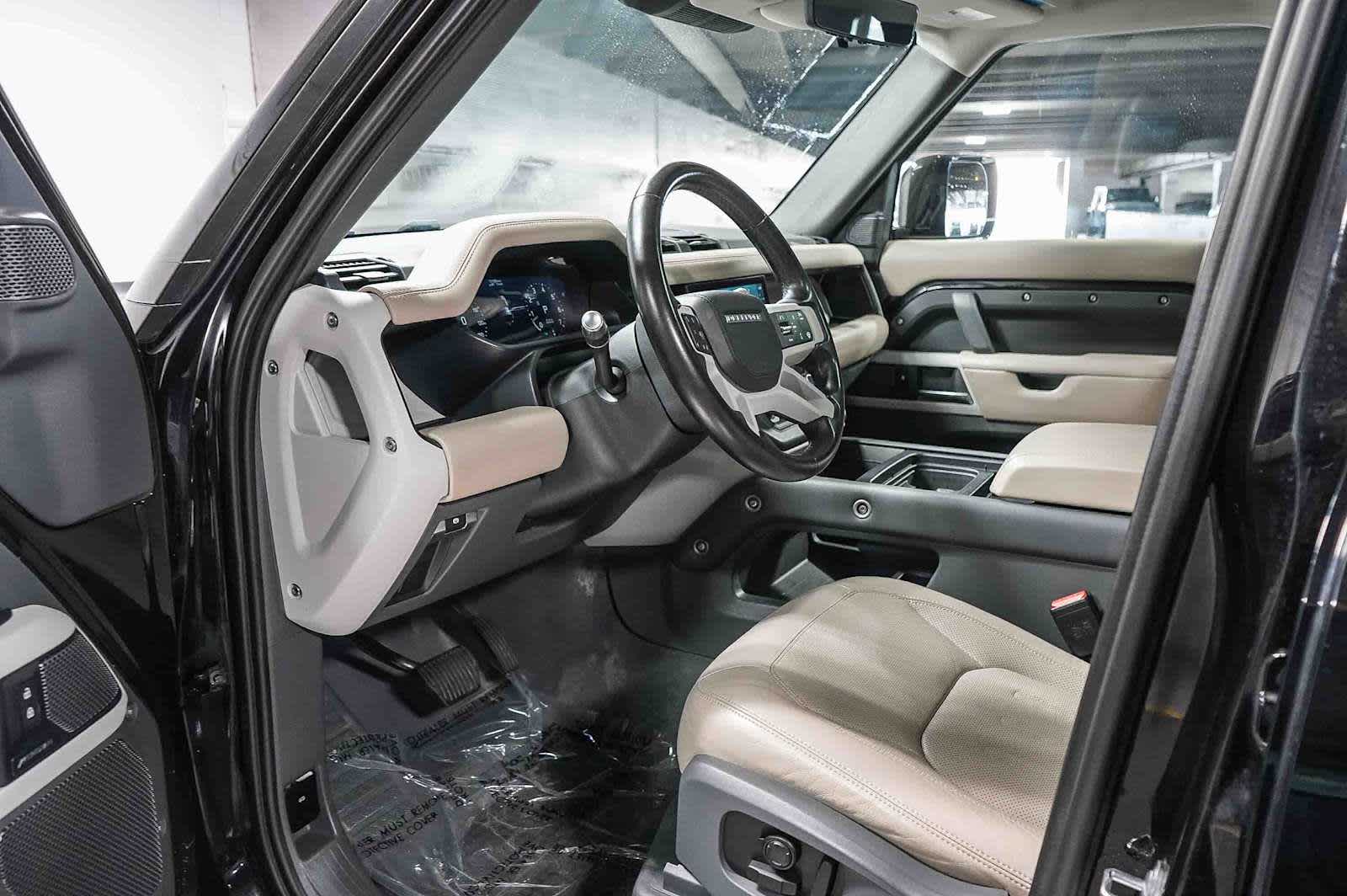 Thumbnail: 2020 Land Rover Defender - 20