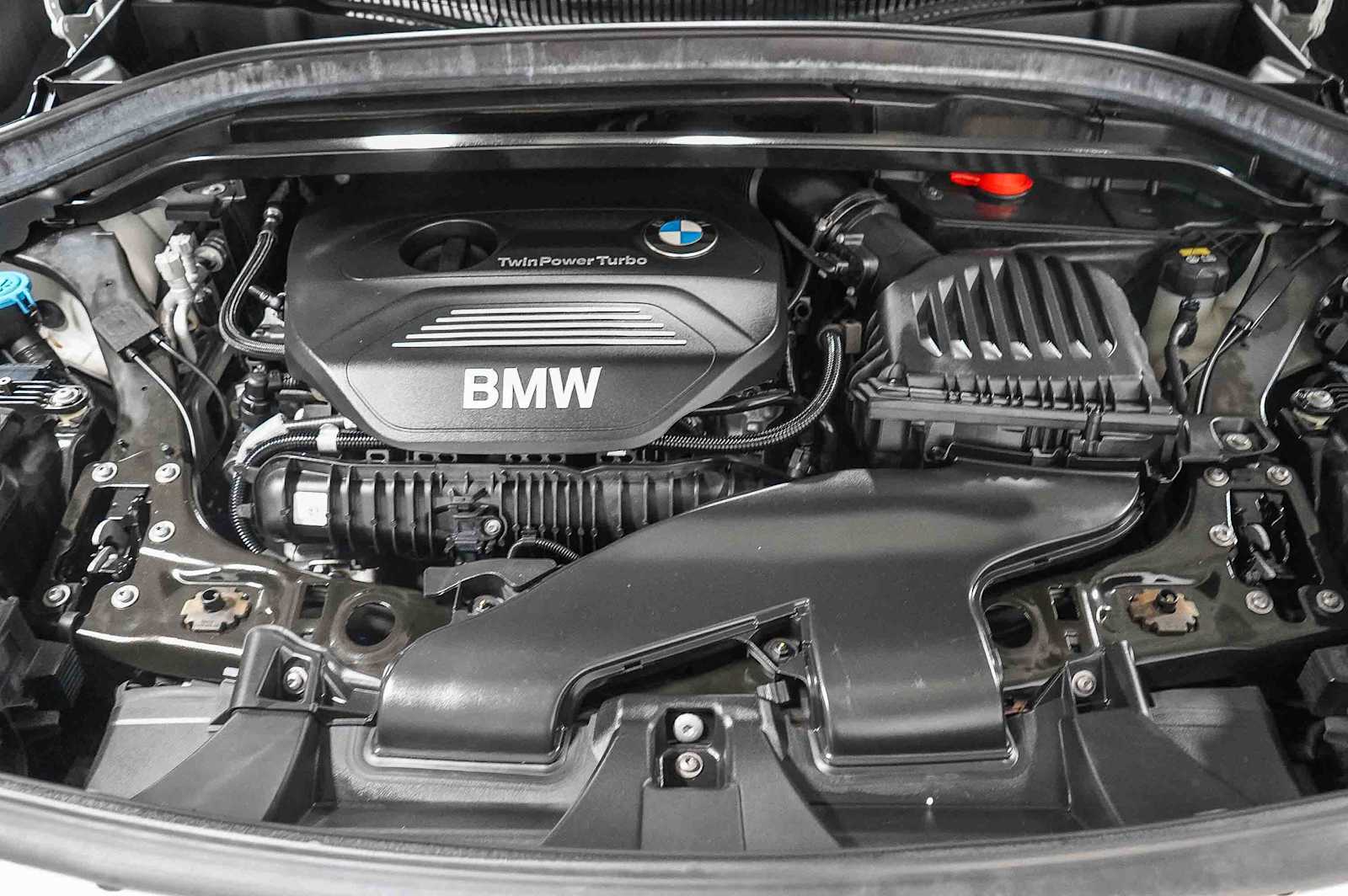 Thumbnail: 2017 BMW X1 - 28