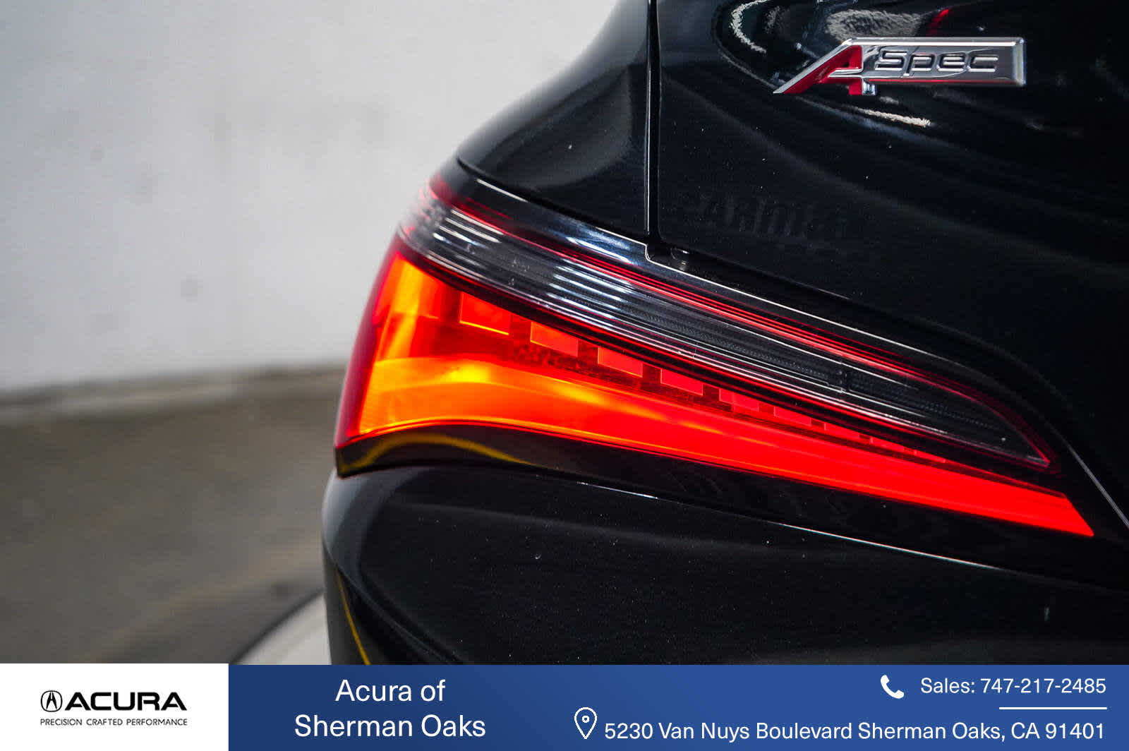 Thumbnail: 2023 Acura Integra - 13