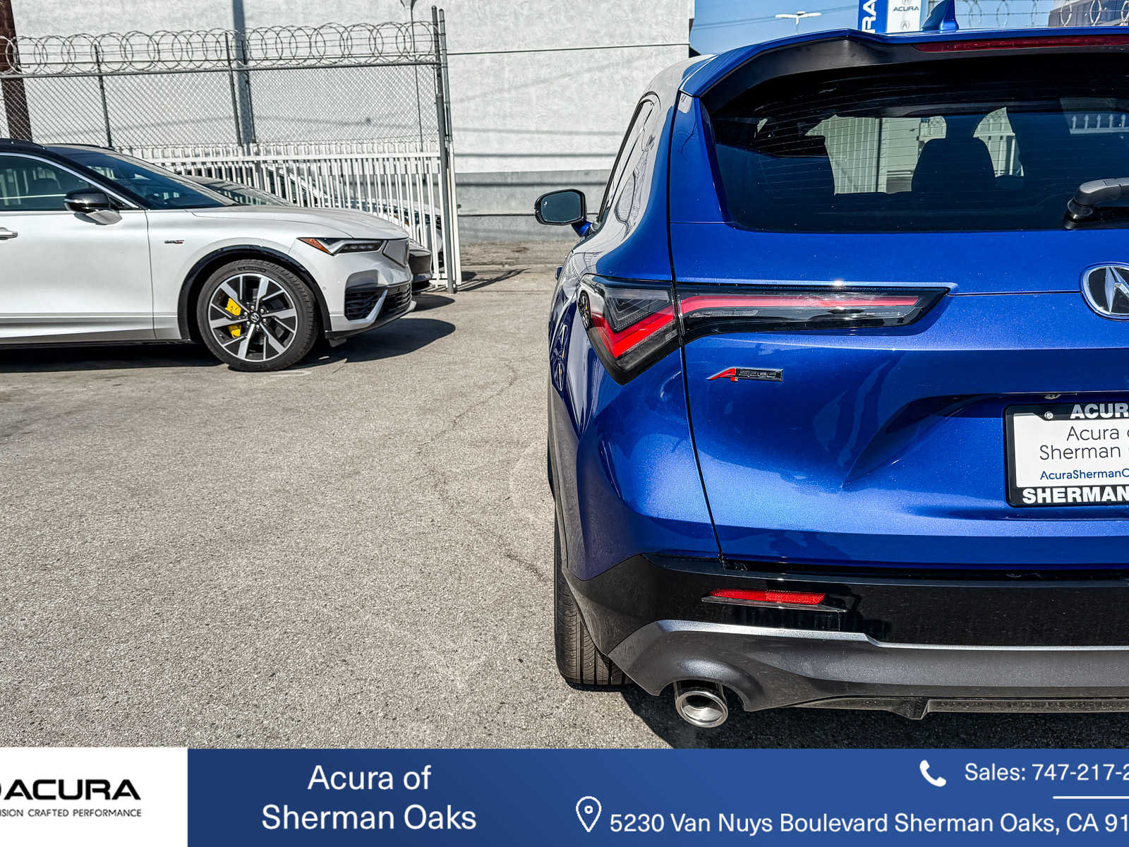 Thumbnail: 2025 Acura ADX - 8