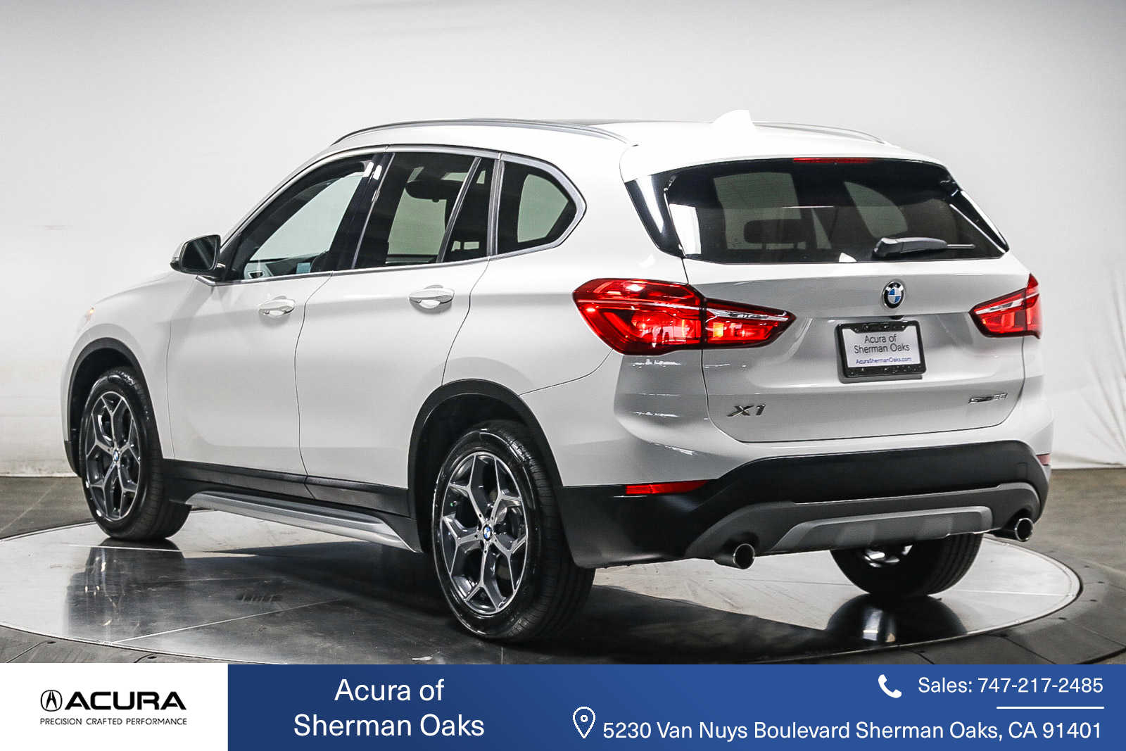 Used 2018 BMW X1 28i with VIN WBXHU7C36J5L07007 for sale in Sherman Oaks, CA