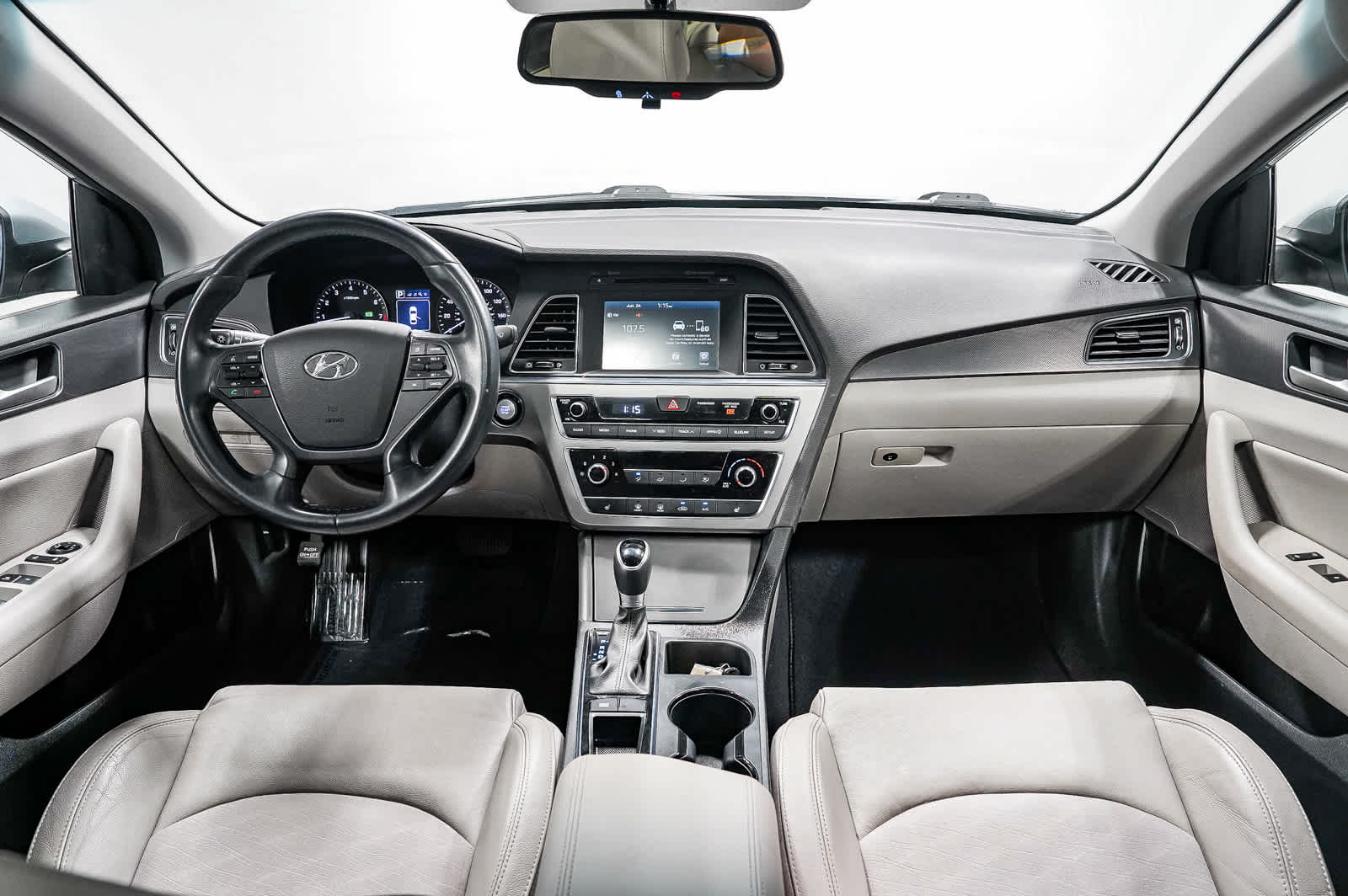 Thumbnail: 2017 Hyundai Sonata - 14