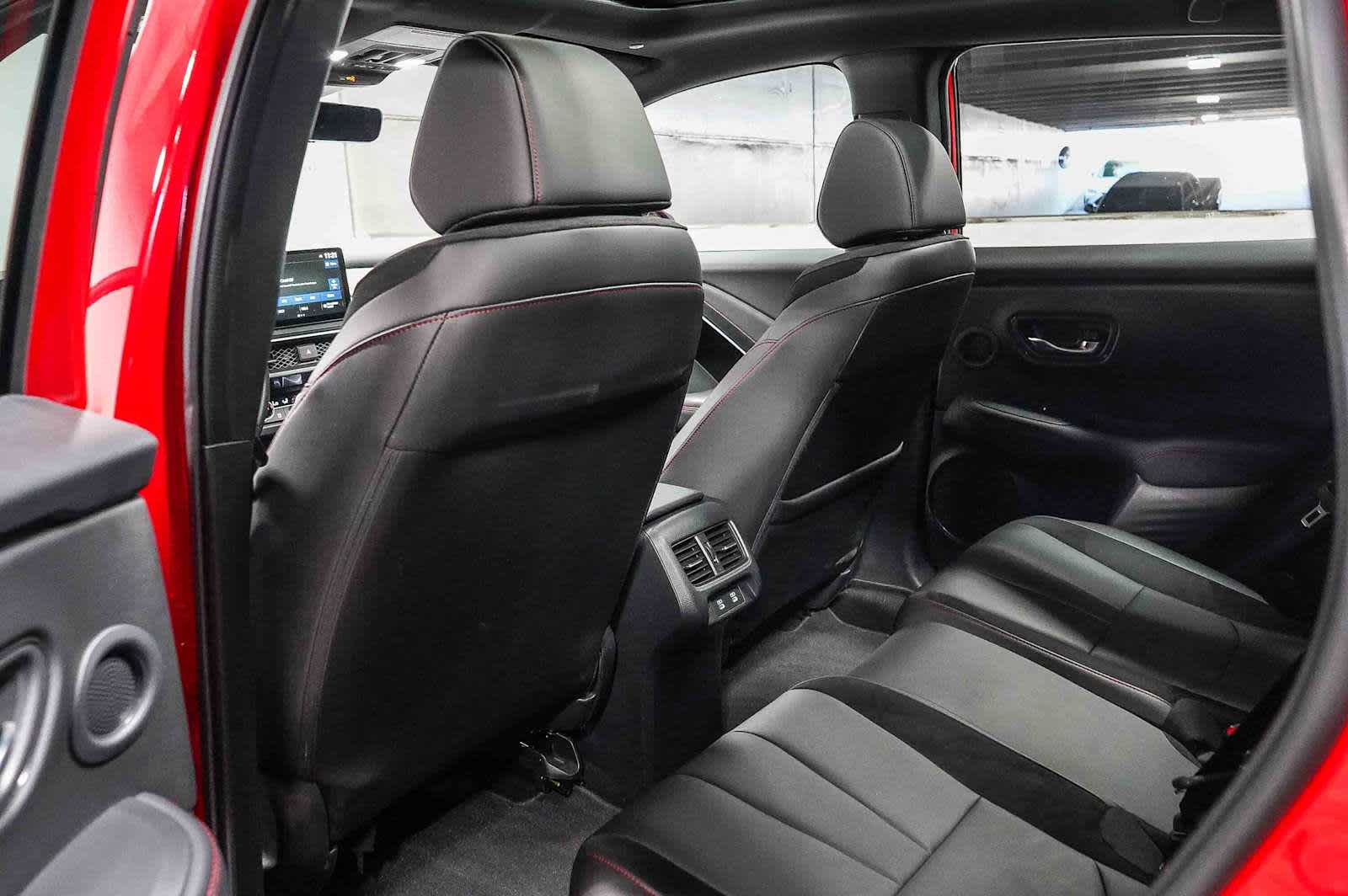 Thumbnail: 2025 Acura ADX - 22