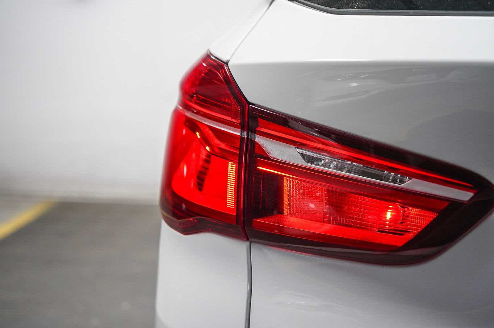 Thumbnail: 2017 BMW X1 - 13