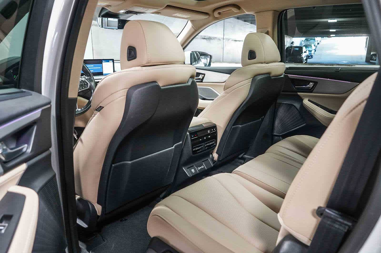 Thumbnail: 2023 Acura MDX - 22