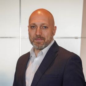 Staff member Ernest Nazarov from ID_03b6aab8b9bb