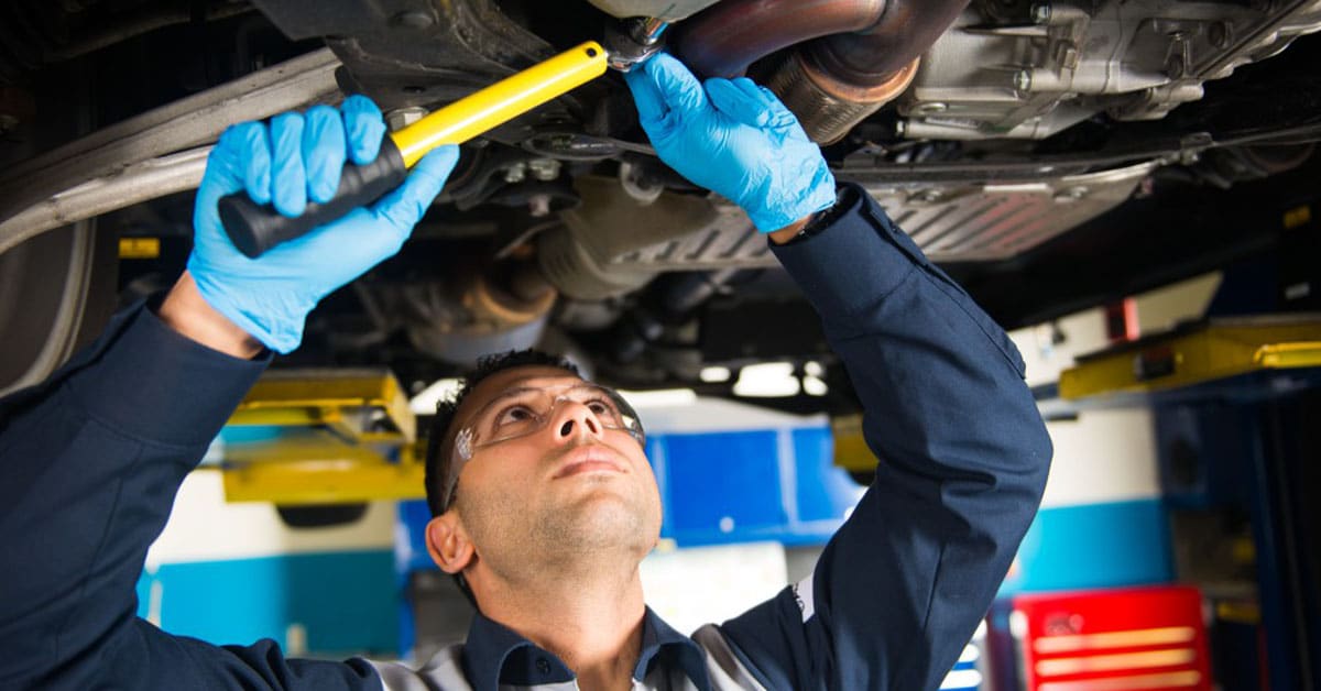Acura_Service_UnderTheCar.jpg