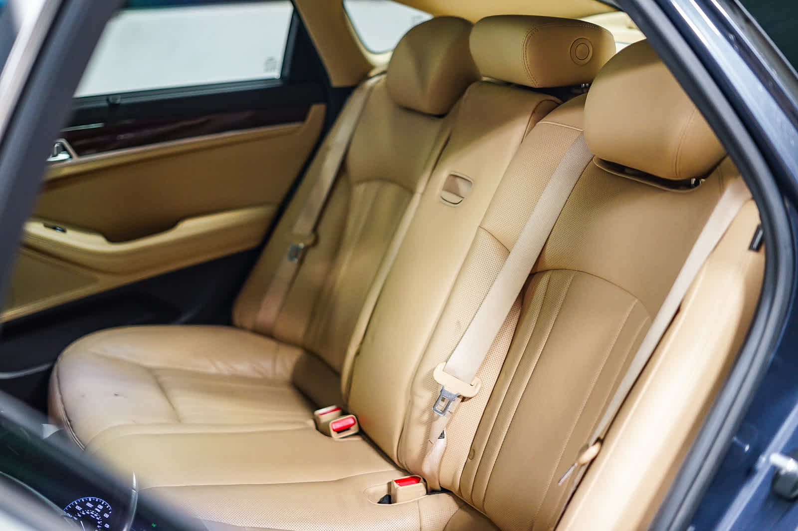 Thumbnail: 2017 Genesis G80 - 22