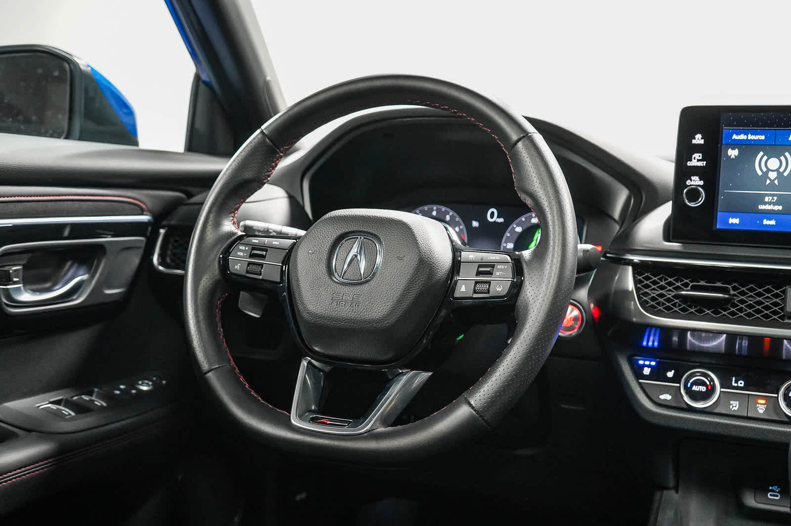 Thumbnail: 2025 Acura ADX - 17