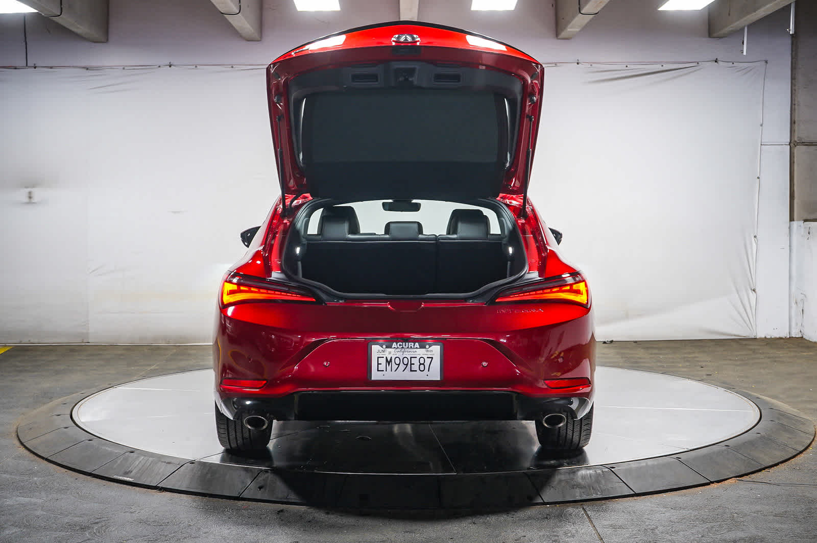 Thumbnail: 2025 Acura Integra - 30