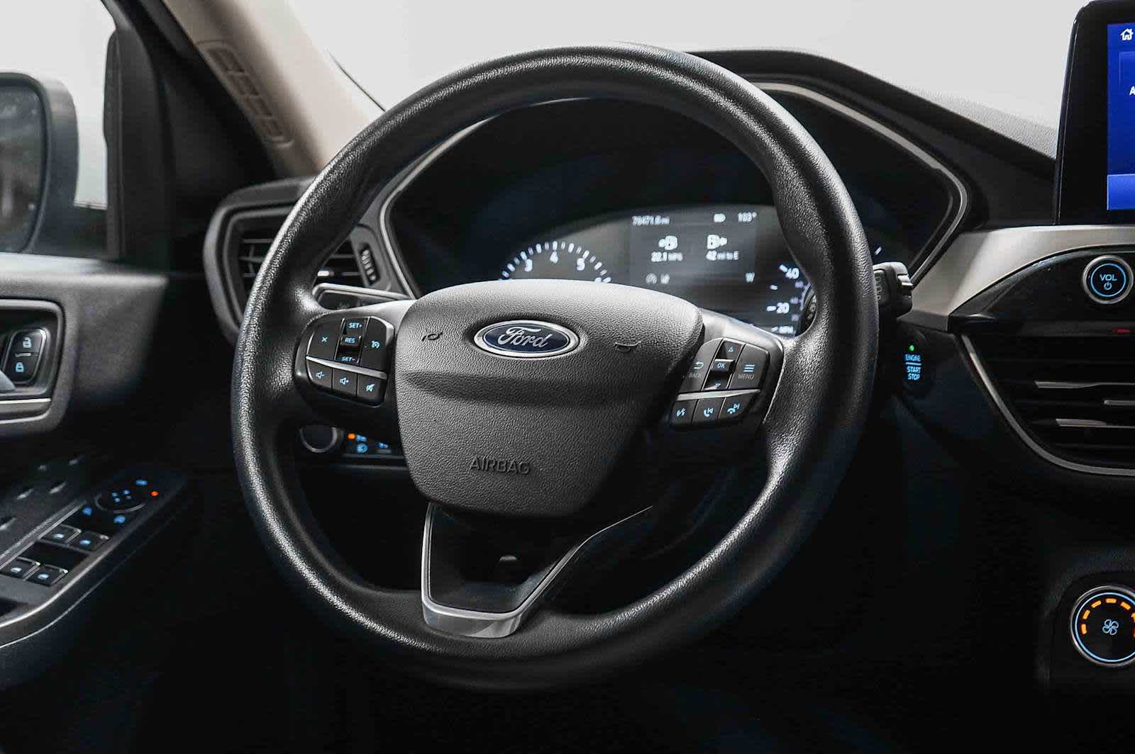 Thumbnail: 2020 Ford Escape - 17