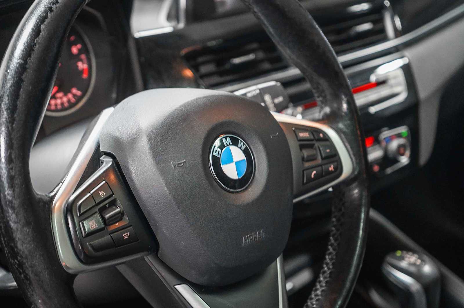 Thumbnail: 2017 BMW X1 - 21