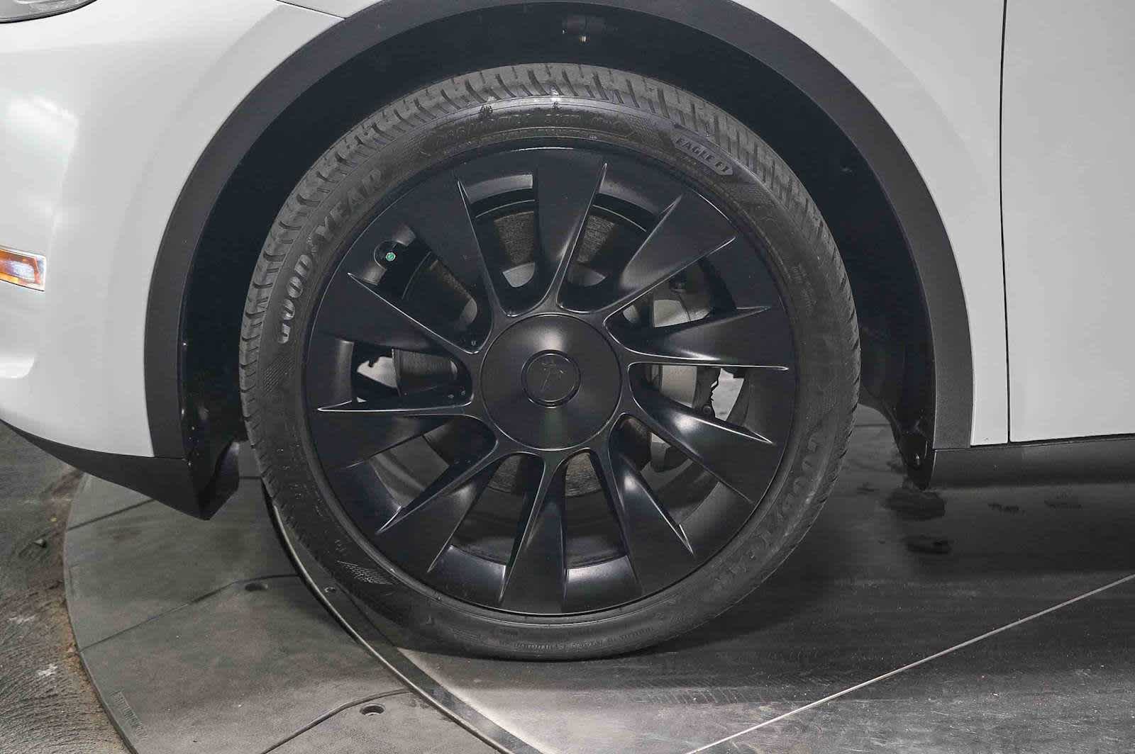 Thumbnail: 2024 Tesla Model Y - 10