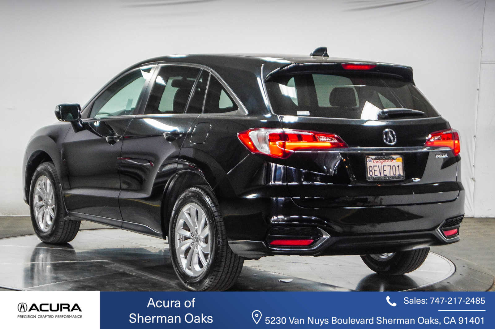 Used 2018 Acura RDX Base with VIN 5J8TB3H37JL011702 for sale in Sherman Oaks, CA