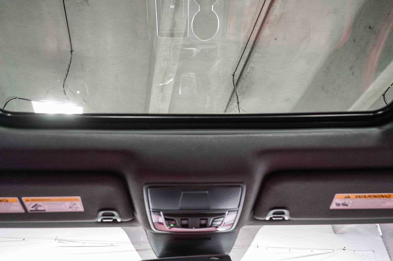 Thumbnail: 2025 Acura MDX - 18