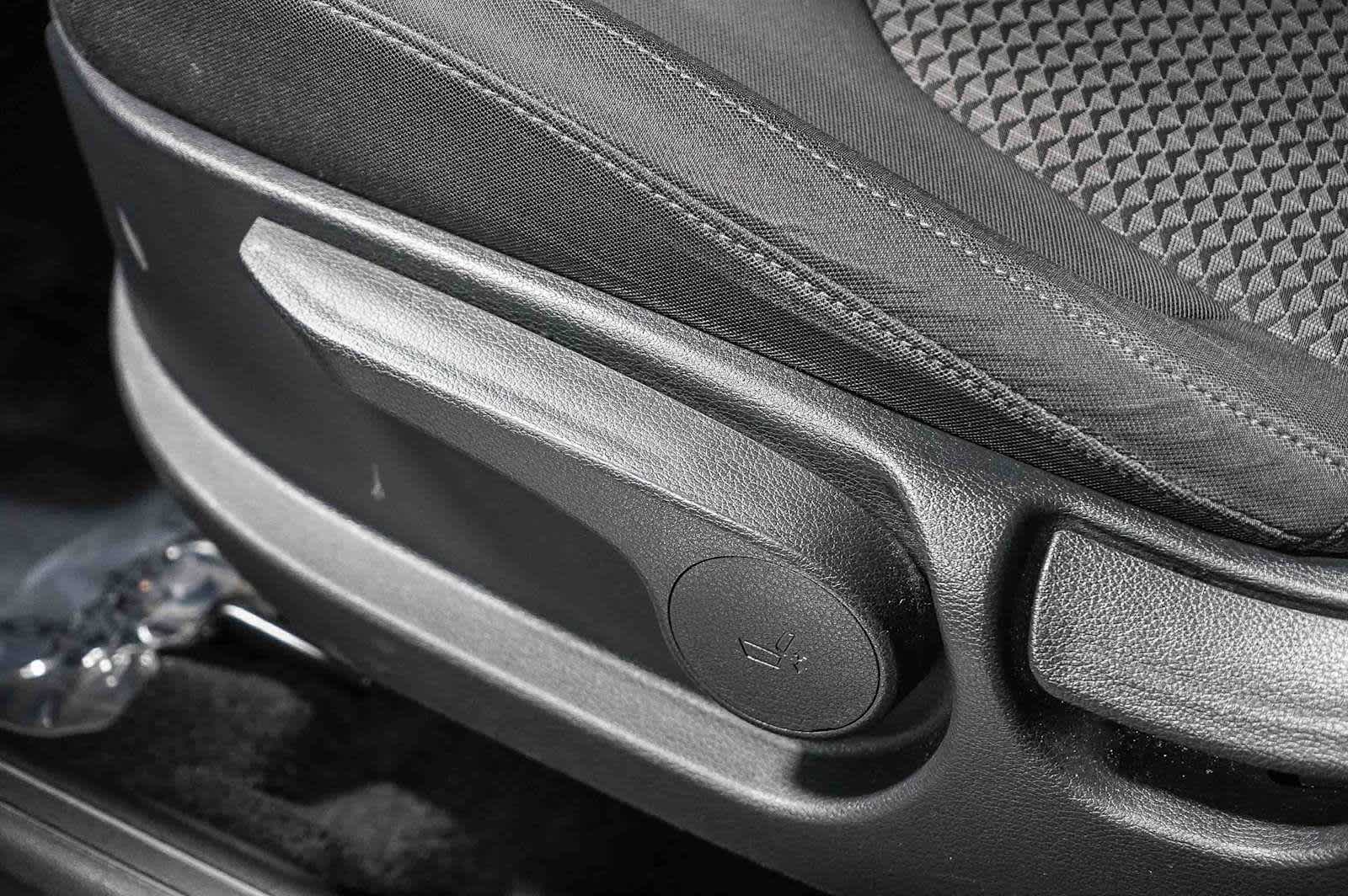 Thumbnail: 2023 Kia Sportage - 25