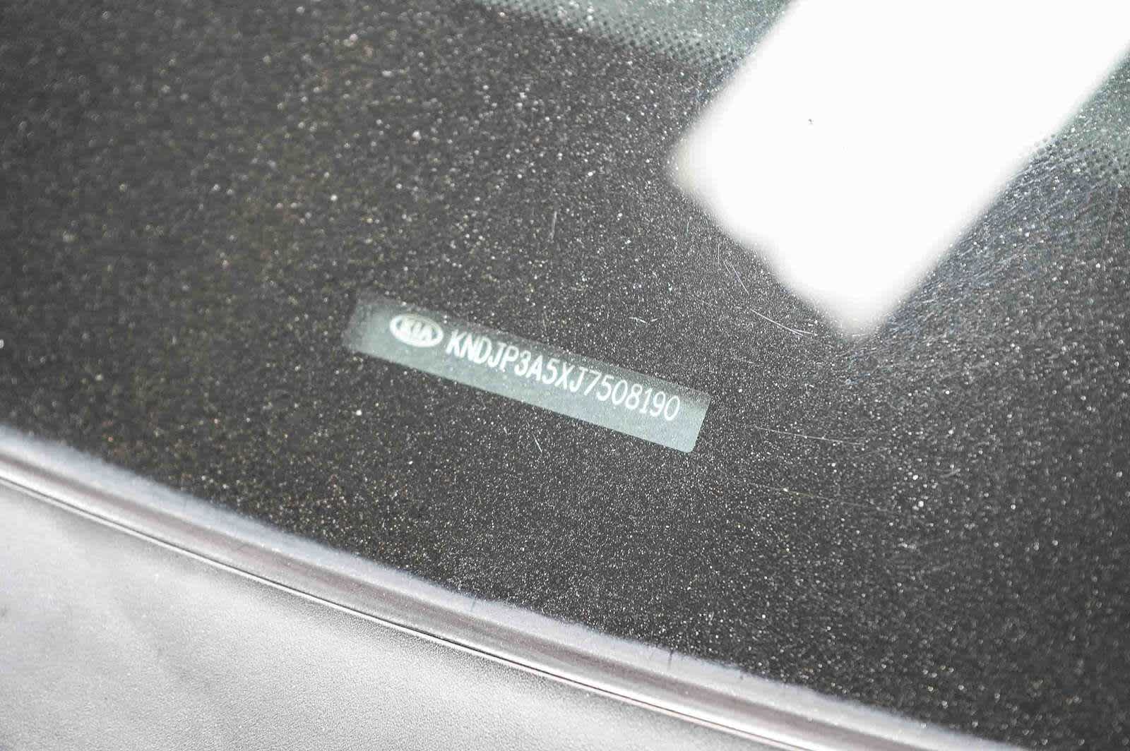 Thumbnail: 2018 Kia Soul - 32