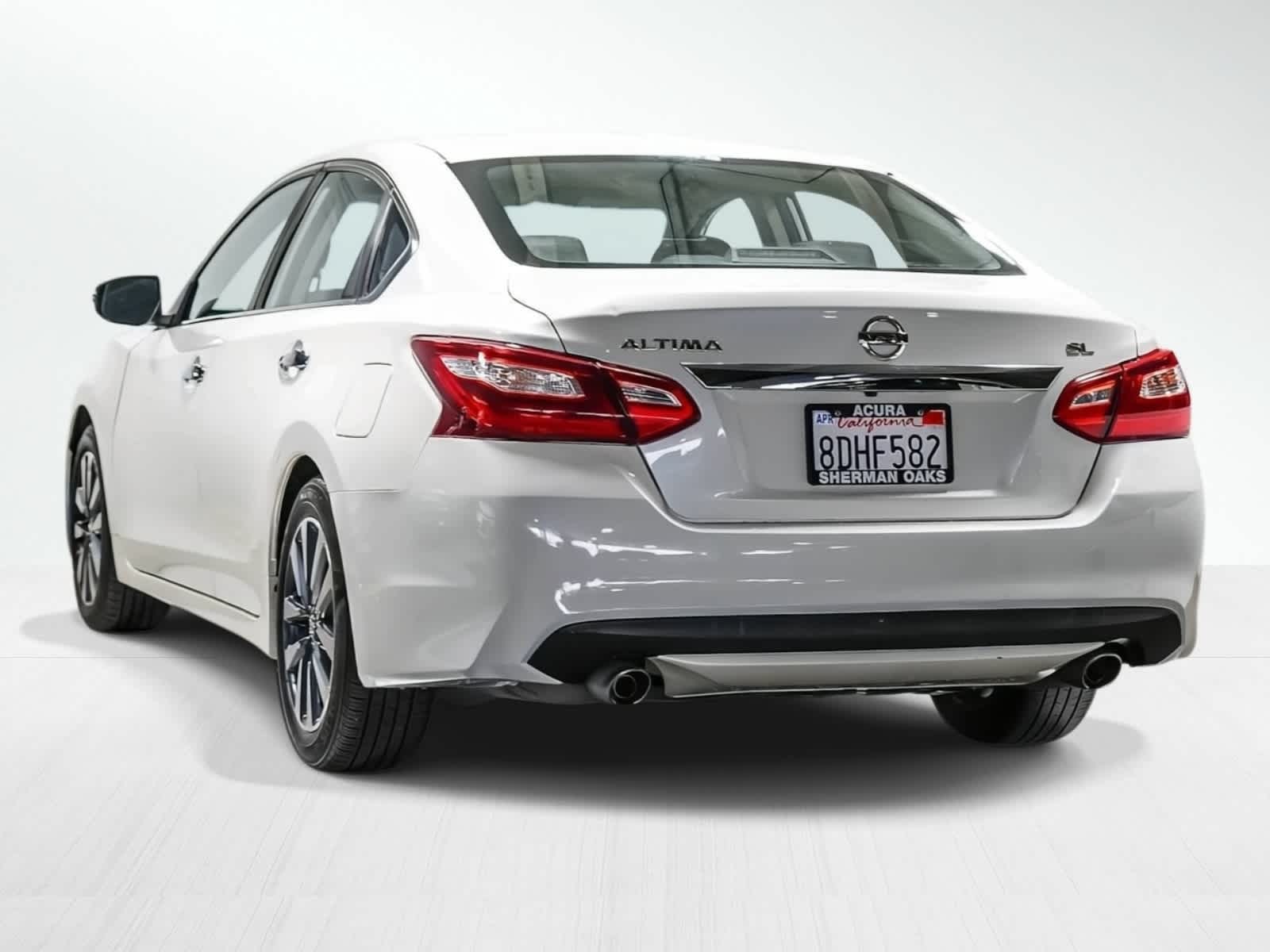 Thumbnail: 2017 Nissan Altima - 2