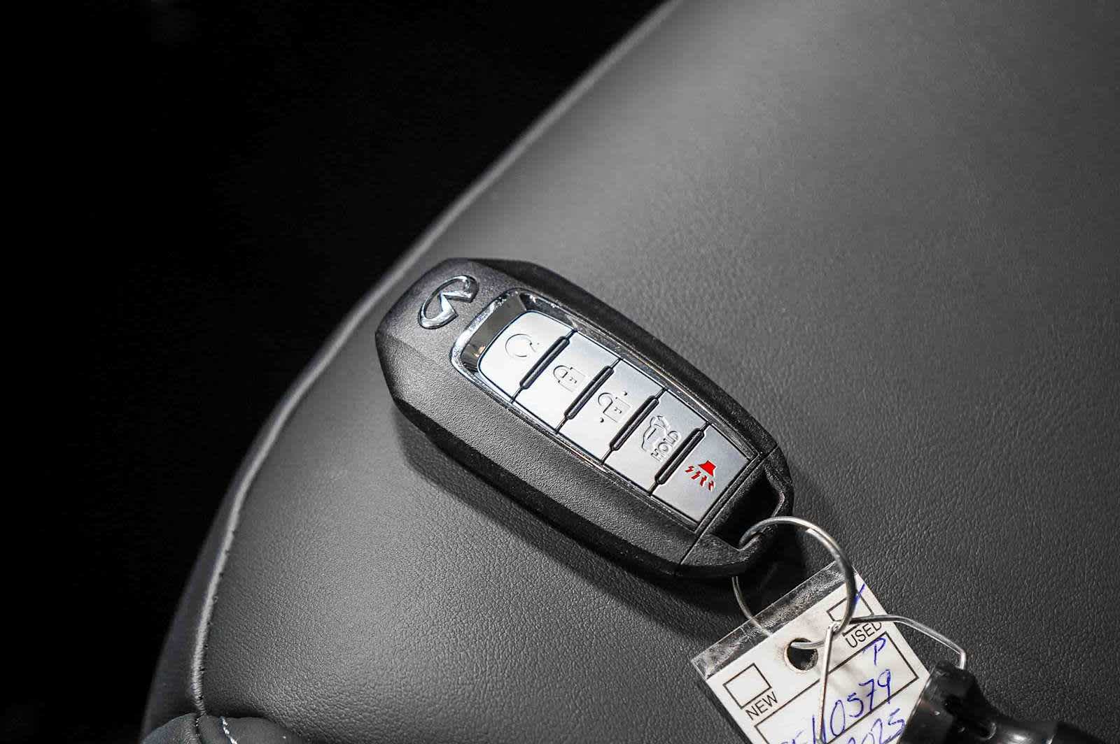 Thumbnail: 2025 INFINITI QX50 - 31